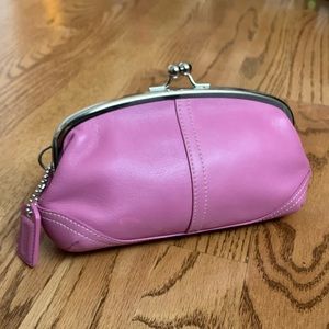 👛 Coach | Authentic Pristine Vintage Coach Clutch & Wristlet | Y2K Pink Leather
